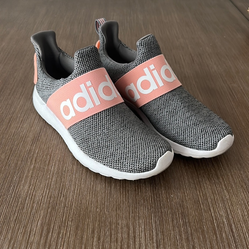 Adidas Tennis Shoes